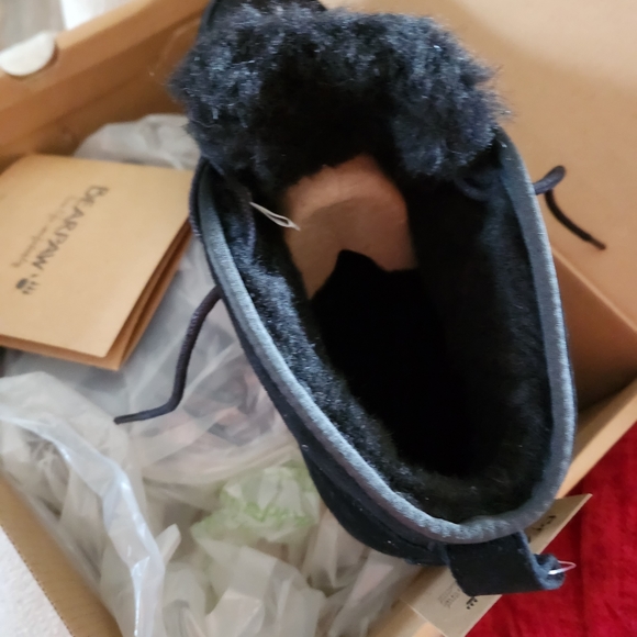 Bearpaw Men's Size 10 Black Boot - Picture 3 of 7